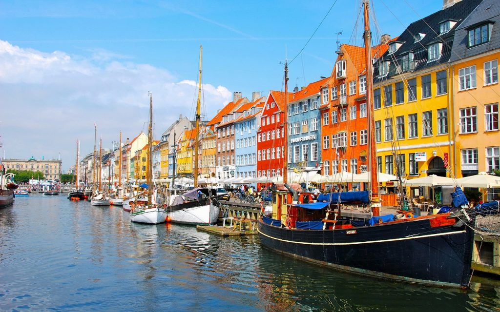 Dịch vụ chuyển phát nhanh Hồ Chí Minh đi Đan Mạch an toàn – nhanh chóng – giá rẻ